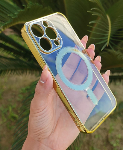 . Capa Magsafe Para iPhone 13 Normal Câmera Vazada Dourada