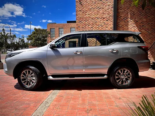Toyota Fortuner 2.7 Gasolina SRV 4x2