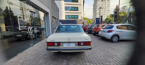 Imagen 4 de 18 de Mercedes Benz 250 4p 1979