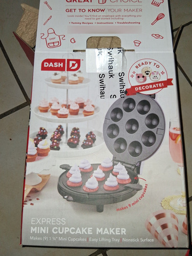 Máquina Para Mini Cupcakes Dash Color Lavanda