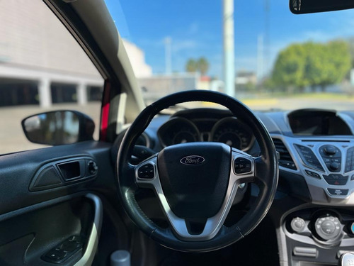 Imagen 10 de 18 de Ford Fiesta Fiesta Kinetic