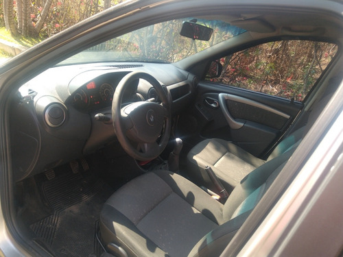 Imagem 5 de 9 de Renault Logan 1.6 8 V Expression