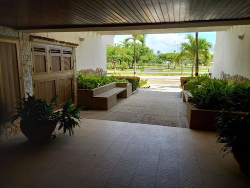 Imagen 5 de 11 de Apartamento Tipo Estudio Al Lado Del Club Aguasal