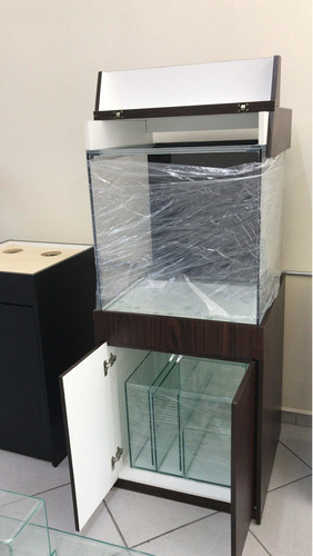 Aquario Cubo 50x50x50 + Sump - Vidro 8mm + Movel Preto