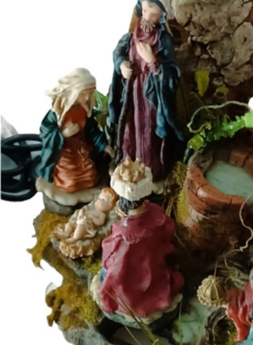 Nacimiento Con Fuente En Pasta Italiana De 43cm X 35cm (Usado)