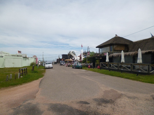 Local Comercial En Venta - La Barra - Ref: 13254