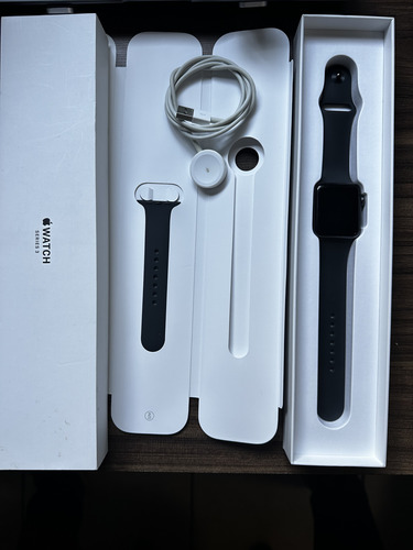 Apple Watch Series 3 + Accesorios (Usado)