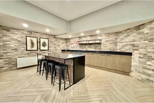 Moderno Departamento Seminuevo 1d 1b Las Condes