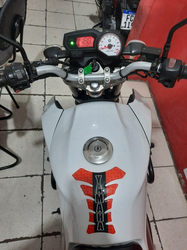 Imagem 13 de 15 de Yamaha Ys250 Fazer 2014 Super Conservada