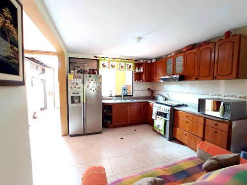 Imagen 4 de 13 de Casa En Venta