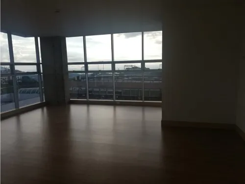 Se Alquila Oficina En Palogrande