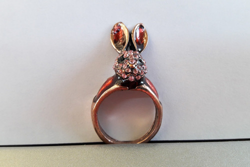 Anillo Conejo Betsey Johnson