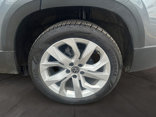 Volkswagen Taos 5p Comfortline Plus L4/1.4/T Aut