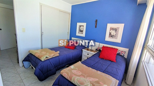 Imagen 17 de 21 de Apartamento En Venta - Zona Península.