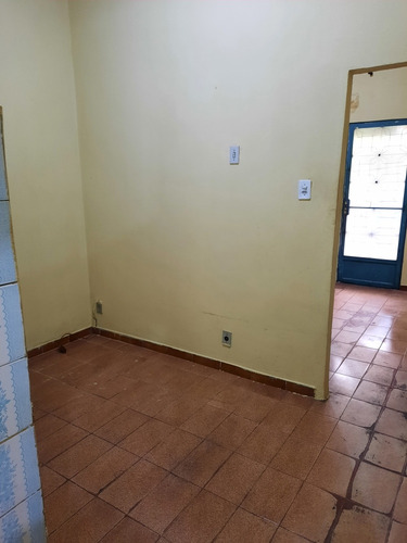 Alugo Casa Para Fins Comerciais Em Benfica Rj