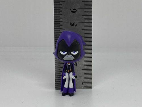 Figura Mini Raven Enojada Jovenes Titanes