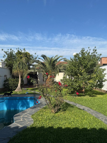 Venta Casa 5 Dormitorios Zona Av America