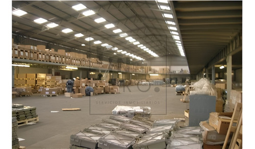 Gran Bodega Con Oficinas En Macul - Quilin