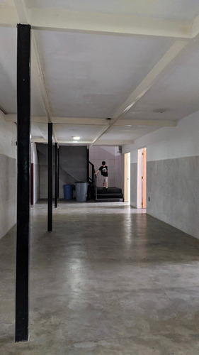 Imagen 2 de 4 de Local Comercial En Venta Puerto Ordaz - Urbanizacion Caujaro Fh