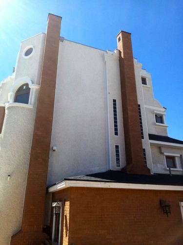 Hermosa Casa Nueva 5 Dorm. En Sector Residencial De Quilpué