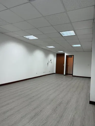Oficina En Arriendo/venta En Fontibón. Cod A1614474