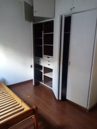 Imagen 11 de 18 de 3 Dormitorios Amplios 2 Balcones Patio Lavadero Y Azotea Exclusiva Apto Frente Soriano Y Paragua Gc3500 Muy Buena Opcion Al Pasos De Rambla Y Del Centro Anda O Cgn Sino Seguros 85 Mts