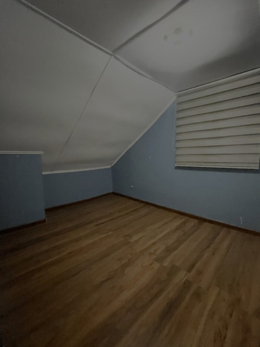 Casa Iluminada Y Cómoda .3d.1b.1e Y Amplio Patio.