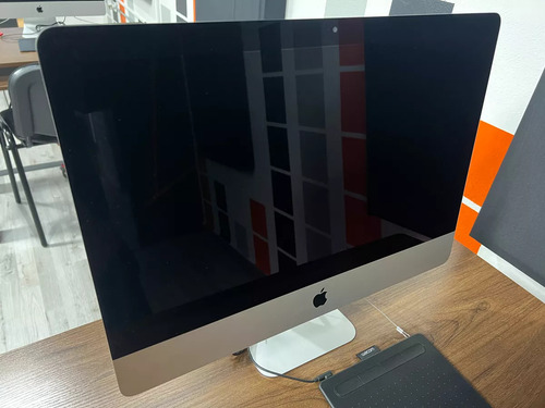 Apple iMac 21,5'' I5 1tb + 8gb Ram 2017 (Usado)