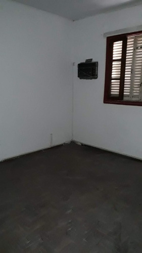 Imagen 5 de 9 de Departamento Tipo Casa En Venta En Lanus Este