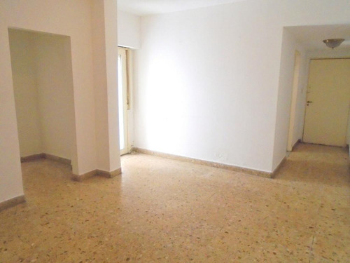 Imagen 1 de 13 de Alquiler Ph 2 Ambientes + Patio Villa Luro Capital Federal