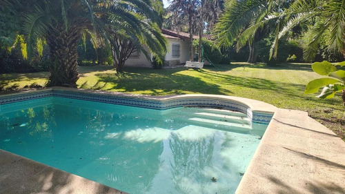 Casa En Venta - 3 Dormitorios 1 Baño - Cochera - 1.140mts2 - San Miguel
