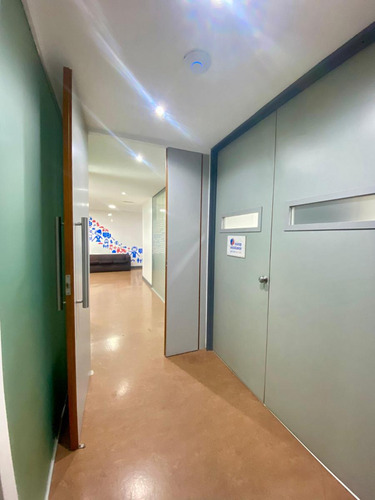 Oficinas En Edificio Iberia
