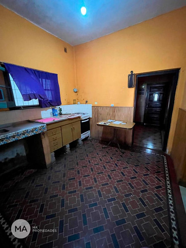 Casa 4 Dormitorios - Bv. Rondeau 4100 - Rosario | Venta