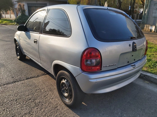Imagen 5 de 15 de Chevrolet Corsa