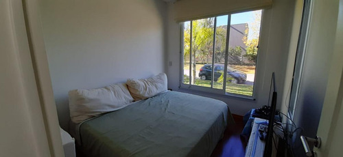 Venta. Casa Moderna Lote Interno, 4 Amb. Jardín Y Pileta. San Agustín. Villanueva.