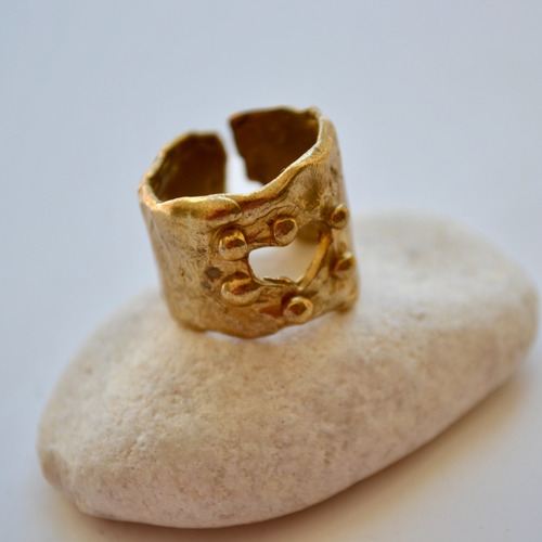 Imagen 2 de 7 de Anillo Organico Abierto Corazon, Texturas, Macizo Bronce