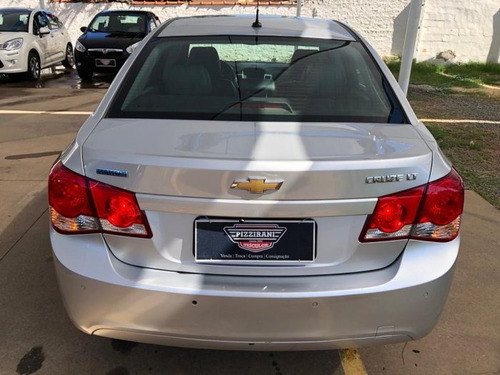 Imagem 8 de 15 de Cruze 1.8 Lt 16v Flex 4p Automático
