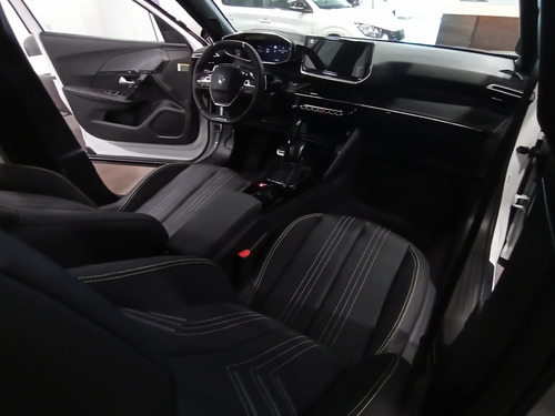 Peugeot 2008 1.0T Gt