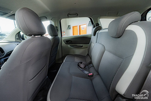Imagem 13 de 15 de Chevrolet Spin 1.8 Lt 8v Flex 4p Manual