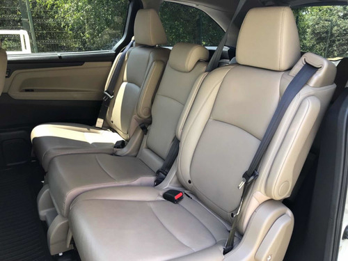 Imagen 5 de 15 de Honda Odyssey Touring