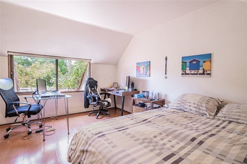 Imagen 18 de 24 de Casa De 5 Dorm + Servicios. Colegios Everest Y Santiago