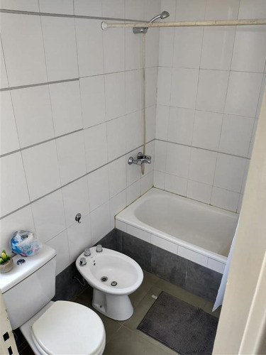 Imagen 4 de 9 de Venta Dpto 2 Dorm. Balcón. Frente. Con Escritura. Nueva Córdoba
