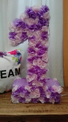 Piñata Número Con Flores