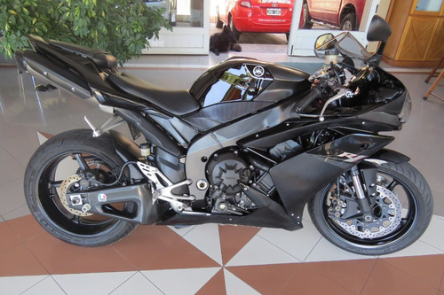 Yamaha R1