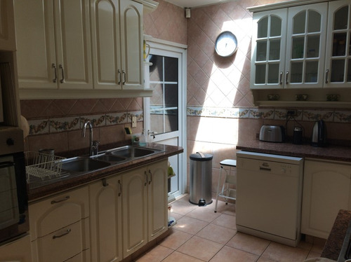 Se Vende Amplia Casa De 5 Dormitorios 4 Baños Miraflores