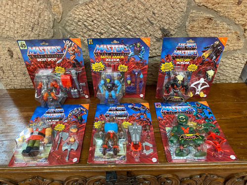 Masters Of The Universe Origins Deluxe Skeletor Battle Armor (Usado)