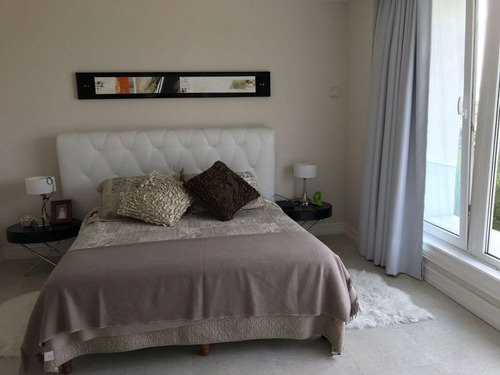 Venta Casa 4 Dormitorios 5 Baños Lomas De La Tahona Piscina #366