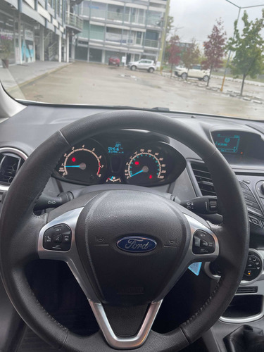 Ford Fiesta Kinetic Design 1.6 Se 2017