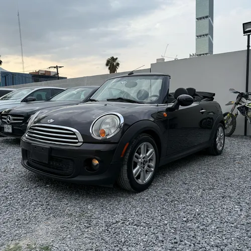 Mini Cooper Convertible Classic 2013