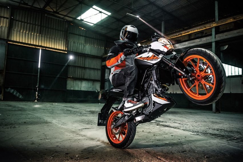 Imagen 17 de 17 de Moto Naked Calle Ktm Duke 200 Financiada Cuota Urquiza Motos